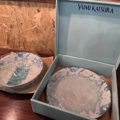 食器 YUMI KATSURA 2枚セットの画像
