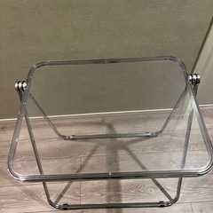折りたたみクリアテーブル　韓国風の画像