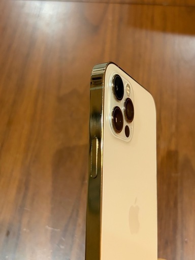 iPhone１２pro ゴールド