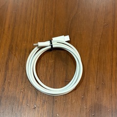 iPhone１２pro ゴールドの画像