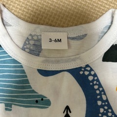 ベビー服　ロンパース恐竜柄の画像
