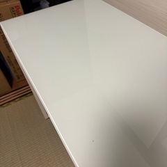 ダイニングテーブルの画像