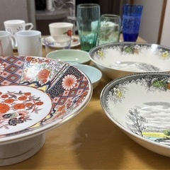 各種食器の画像