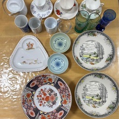 各種食器の画像