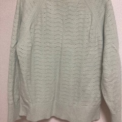 ユニクロ　ニットセーターの画像