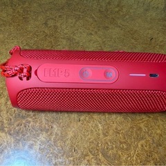 スピーカー赤の画像