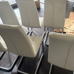 ダイニングチェアの画像