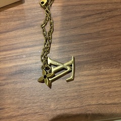 ②LOUIS VUITTONネックレスの画像