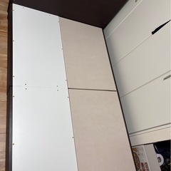 セミダブルベッドフレームの画像