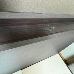 セミダブルベッドフレームの画像