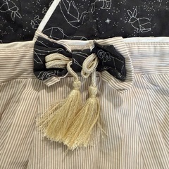 袴ロンパースの画像