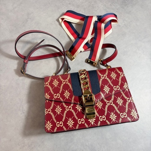 ②　GUCCI グッチ シルヴィ　ショルダーバッグ