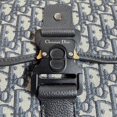 定価40万円以上　Dior ディオール　ショルダーバッグの画像
