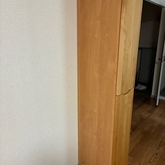 机、TV、TVボード、こたつ机、ソファ、キャビネットの画像