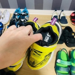 男の子　靴　12.5-17.0の画像