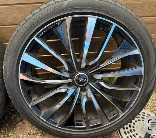 レオニスVT 5-114.3 19インチ×8J インセット43     レグノGRVⅡ 225/45R19  2018年製　