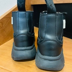 AKCLブラック 厚底 チェルシーブーツ23.5の画像