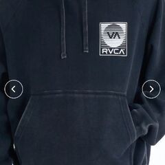 2025秋冬モデル　RVCA パーカー　（定価11000円）着1の画像