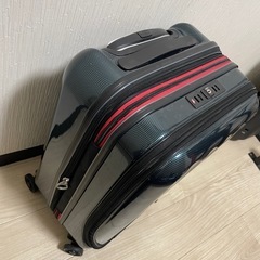 スーツケースの画像