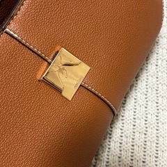 ハンド　ショルダーバッグの画像