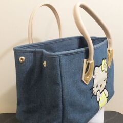 キティ　バックの画像