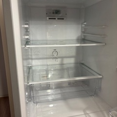 冷蔵庫　AQR-13Hの画像