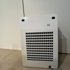 シャープ加湿空気清浄機　KC-30T7の画像