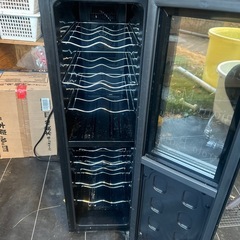 【本日引取りに限り価格❗️】ワインセラー　ジャンク品の画像