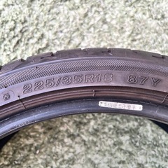 ブリヂストン タイヤ 225/35R18 4本セットの画像