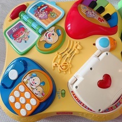 フィッシャープライス　バイリンガルおしゃべりテーブルの画像