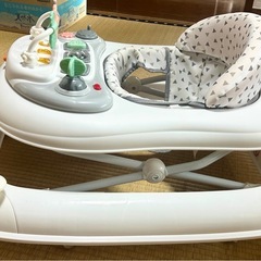 ベビーウォーカー   歩行器   0歳 1歳   取扱説明書ありの画像