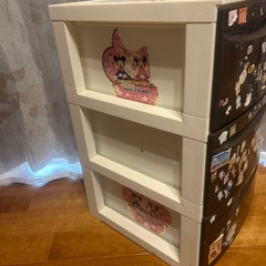 無料　３段引き出しの画像