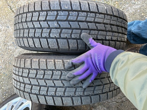 バリ山　プリウス　15インチ　スタッドレスPCD100 5穴　+40 6.5J