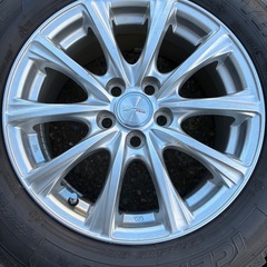 バリ山　プリウス　15インチ　スタッドレスPCD100 5穴　+40 6.5Jの画像