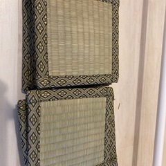 テーブルの下敷き1〜12枚の画像