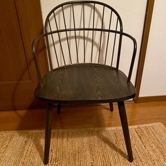 椅子　アンティーク調の画像
