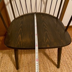 椅子　アンティーク調の画像