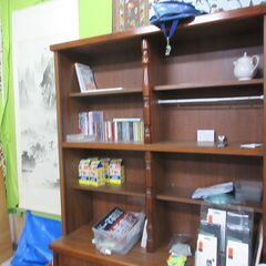 商品台に　利用してた　台　多分こたつ　の画像