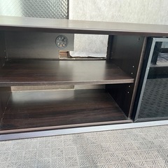 TV台の画像