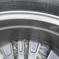 新品未使用タイヤの画像