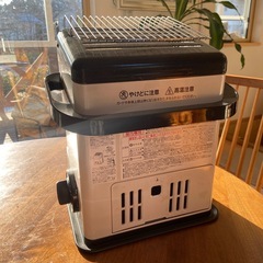 電気も灯油も不要！めちゃ軽い！どこでも持っていける。ガス3本付けます！イワタニ　カセットガスストーブの画像