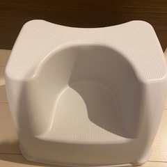 トイレ補助階段の画像