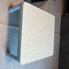 こたつテーブル
の画像