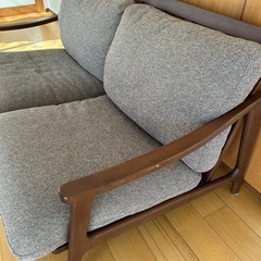 雑貨屋さんてま購入したソファーの画像