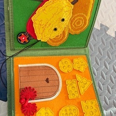 知育玩具本の画像