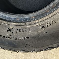 オーツタイヤ １６×６．５０-８ 運搬車・カート・芝刈機 中古品の画像