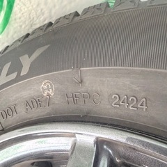 155/70R13 スタッドレス 2024年製 1シーズンのみ使用 アルミホイール付き 4本セットの画像