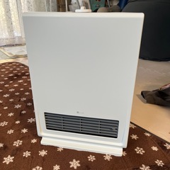 セラミックファンヒーターの画像