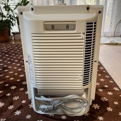 セラミックファンヒーターの画像