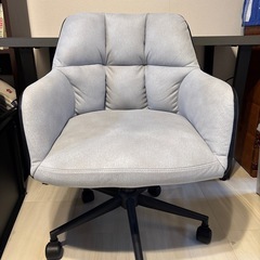 デスク＆チェアセットの画像